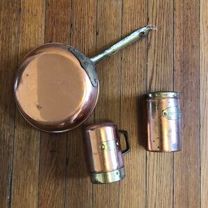 Vintage Cooper Set of 3 Pepper Shake Frying Pan